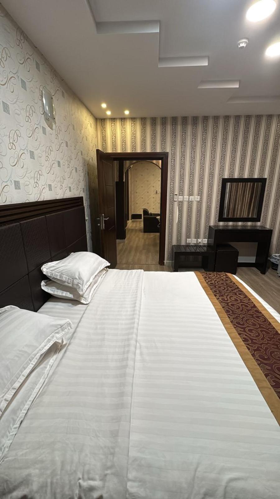 Oroub El Forssan Aparthotel Buraidah Exterior photo