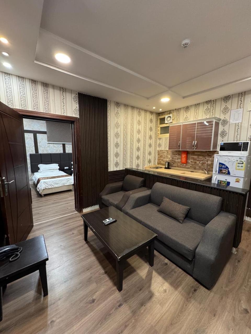 Oroub El Forssan Aparthotel Buraidah Exterior photo